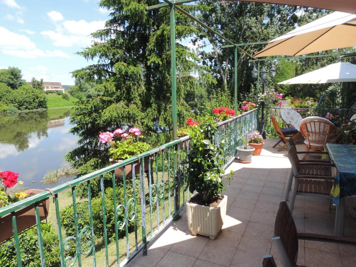 Le Jardin Des Cygnes Bed and Breakfast Pineuilh Exteriör bild