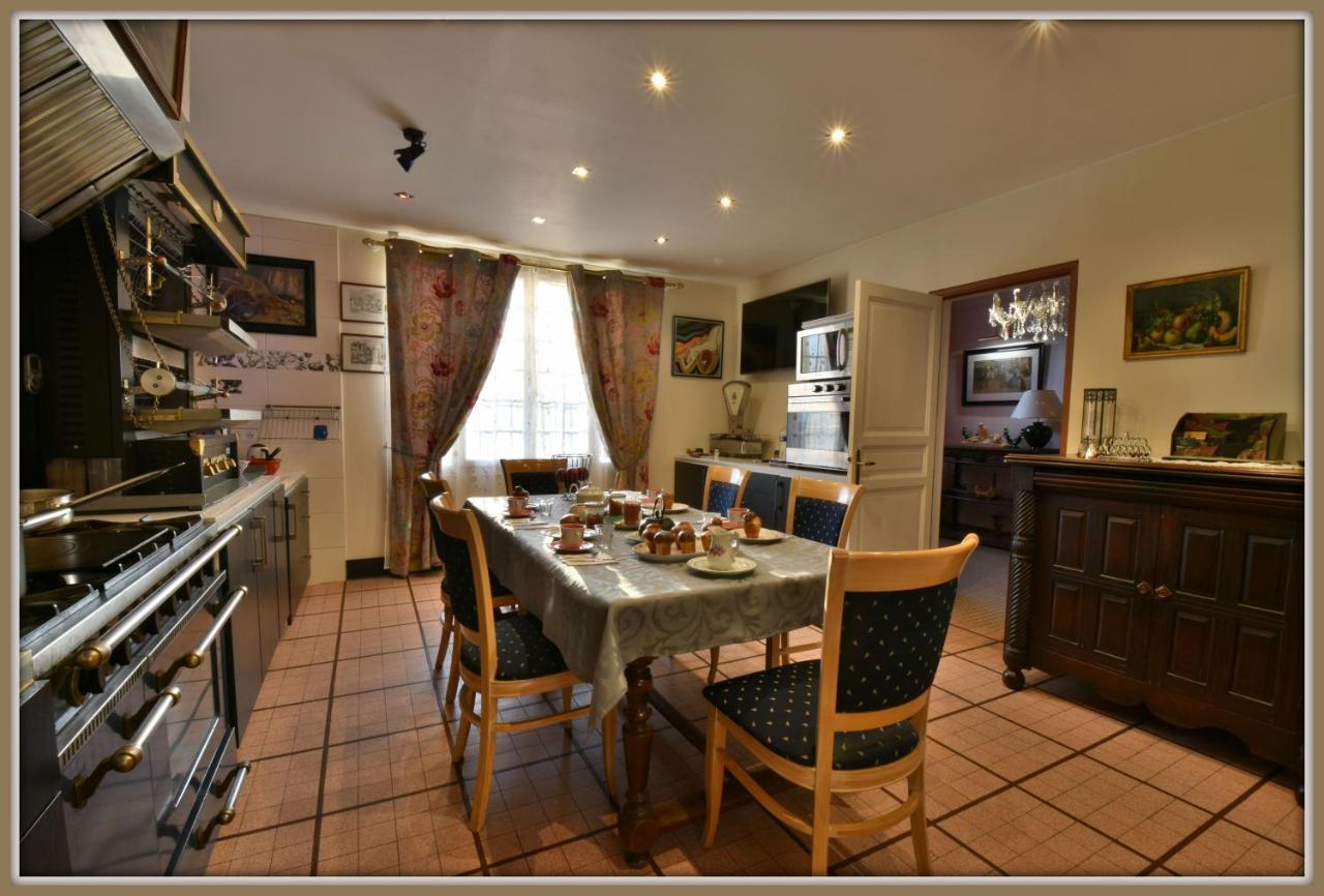 Le Jardin Des Cygnes Bed and Breakfast Pineuilh Exteriör bild